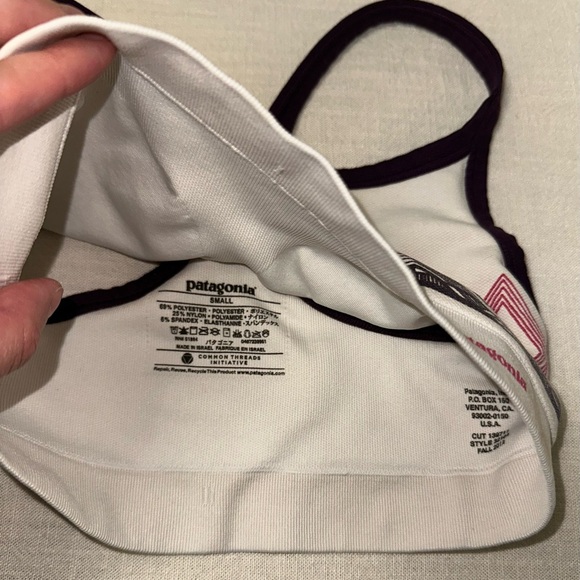 Patagonia Women's Mesh Sports Bra - White and Pink - Picture 4 of 4